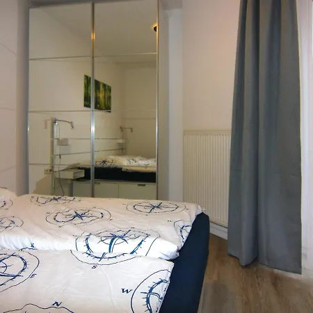 Orther Reede, Fehmarn-orth Orth