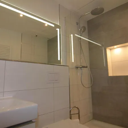 Orther Reede, Fehmarn-orth * Orth