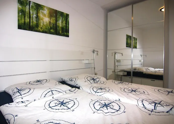 Orther Reede, Fehmarn-orth * Orth