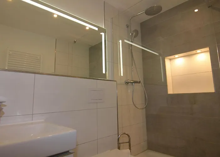 Orther Reede, Fehmarn-orth * Orth